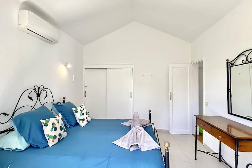 Terracitas 3 Hiru - Cozy & lovely bungalow  with private terrace and Ac in Playa Blanca, Yaiza