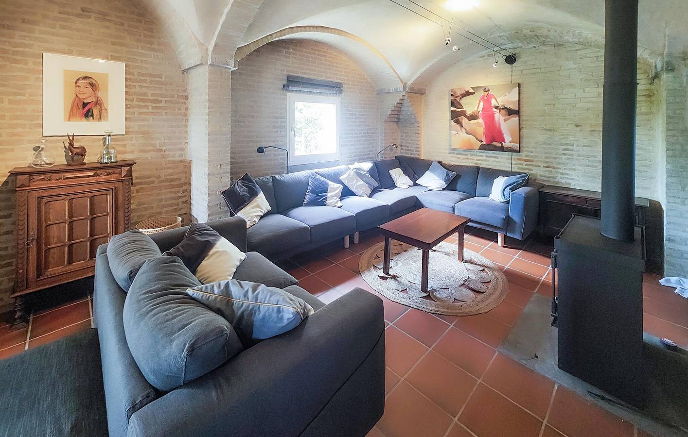 The Oasis : appartement chic avec piscine, climatisation et Wi-Fi près d'Agel, à 2,5 km du centre-ville in Agel, Région de Béziers