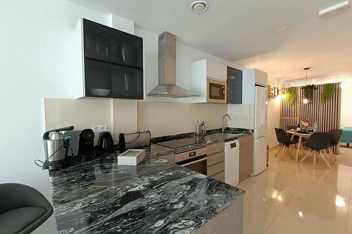 Apartamento para 4 personas, con jardín en La Malvarrosa