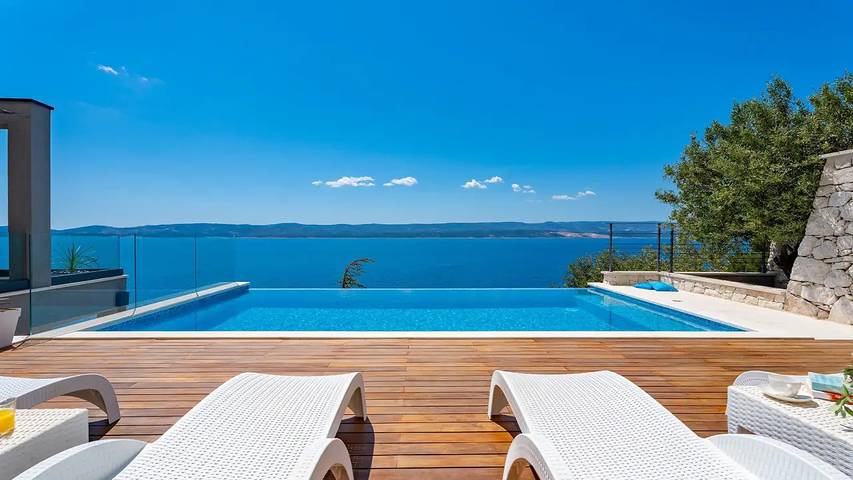 Villa pour 10 personnes, avec jacuzzi et balcon ainsi que piscine et jardin à Mimice - 2
