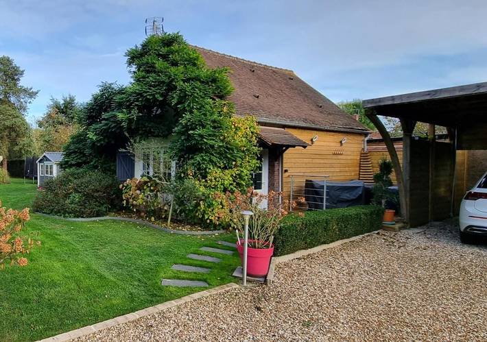 Gîte pour 4 personnes, avec jacuzzi et terrasse à Dampierre-sur-Avre
