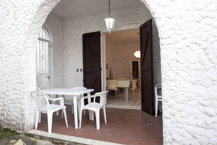 Holiday apartment for 6 people, with garden, with pets - 1