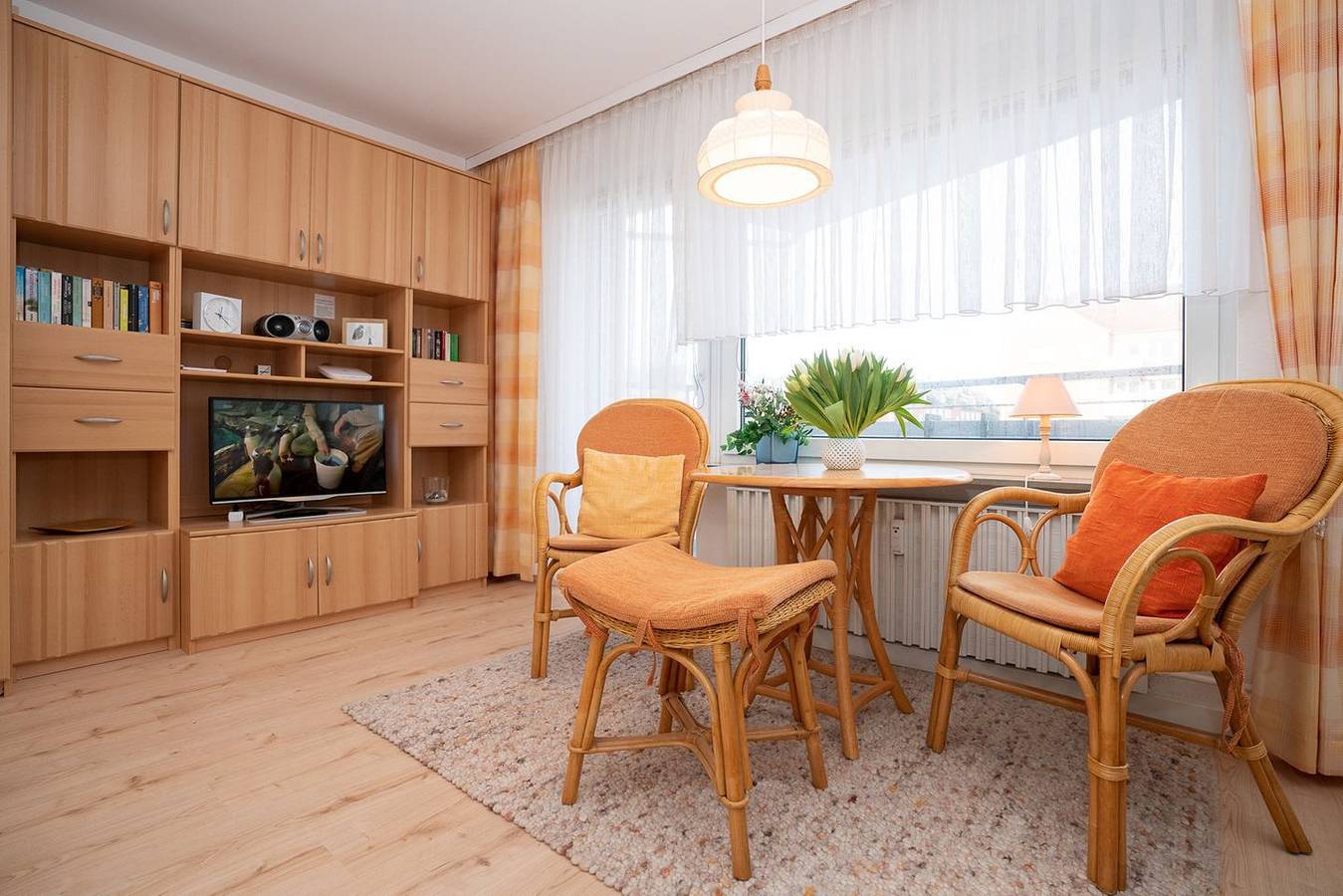 Ganze Wohnung, Komfortables Apartment mit Balkon, Aufzug und Parkplatz in Westerland in Westerland, Sylt (Gemeinde)