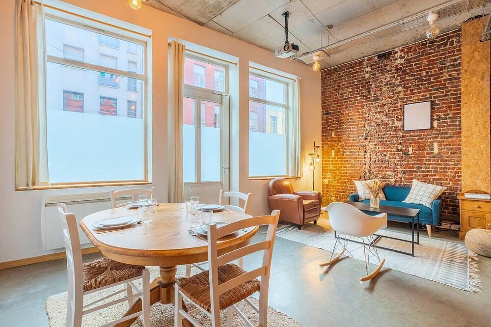 Ganze Wohnung, Atypical Apartment with 2 basement bedrooms in Lille, Lille und Umgebung