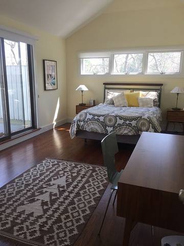 Vacation Home for 4 Guests in Northwest Harbor, North Fork, Picture 3