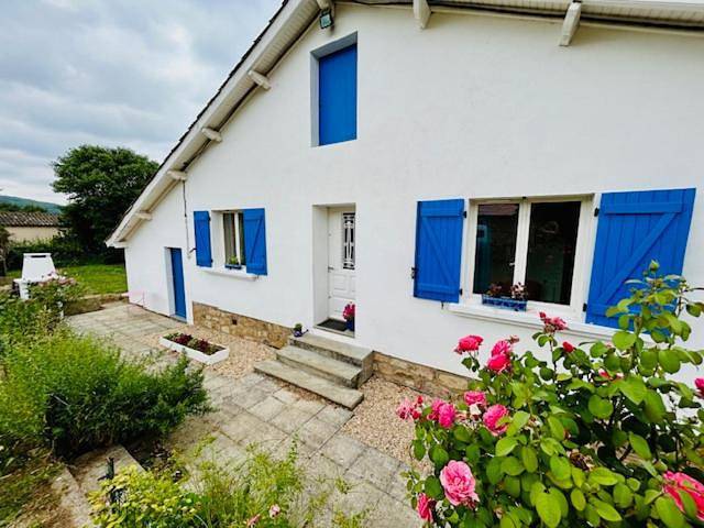Gîte pour 6 personnes, avec jardin et terrasse, animaux acceptés à Le Riols