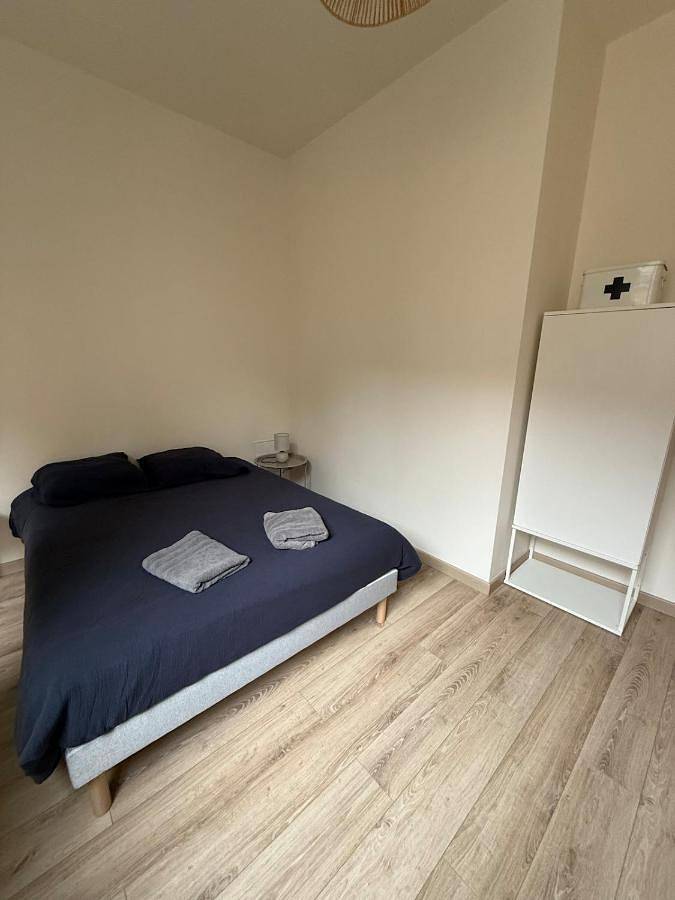 Appartement entier, Three-Bedroom Apartment in Vierzon, Région de Vierzon