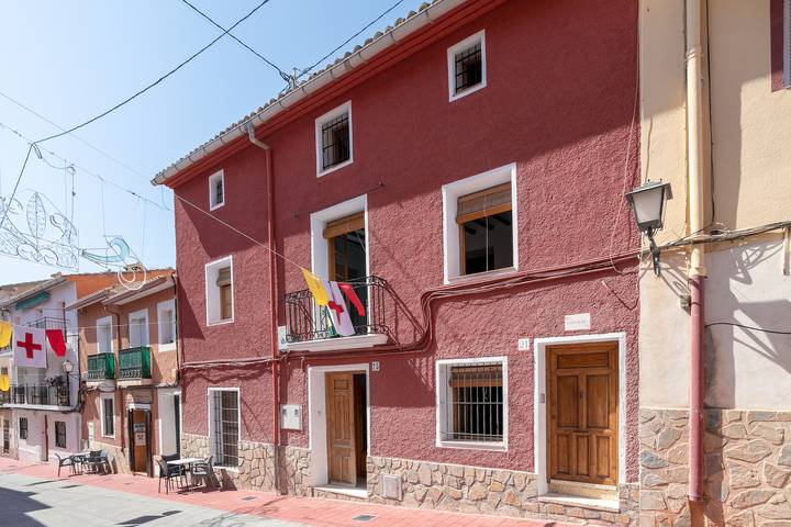 Holiday Home 'Casa Clara' with Sea View, Private Terrace and Wi-Fi in Aigües, Costa Blanca