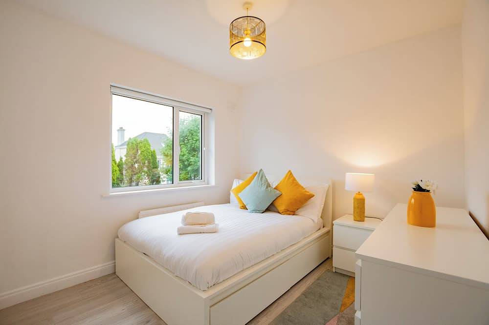 Modern & Spacious 3-bedroom house in gorgeous Galway with Parking in Galway, County Galway