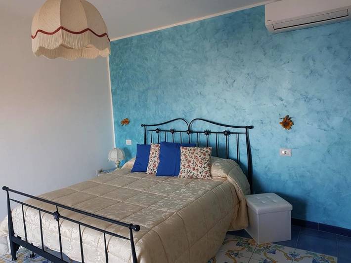 Location de vacances pour 4 personnes, avec terrasse ainsi que vue et jardin à Scala - 4