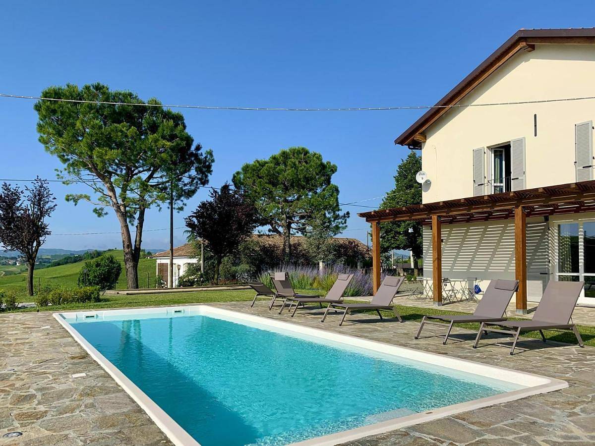 Villa Bricco 46 in Nizza Monferrato, Langhe