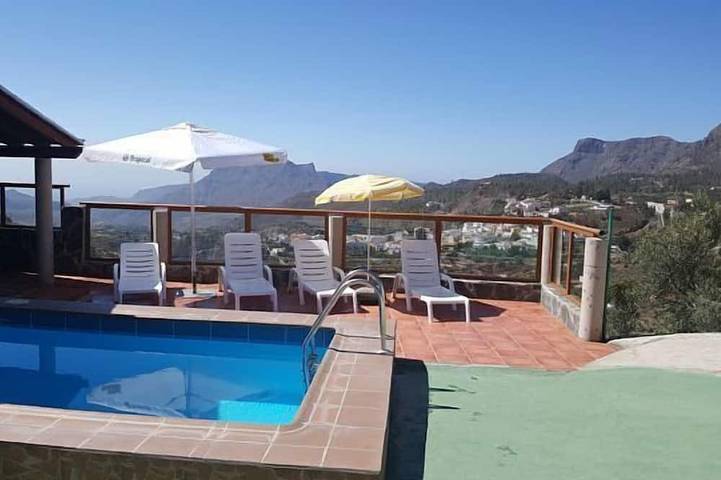 Gîte pour 6 personnes, avec Terrasse et Jardin