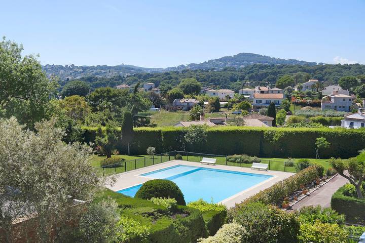 Ferienwohnung für 6 Personen, mit Garten und Kinderpool in Antibes - 2