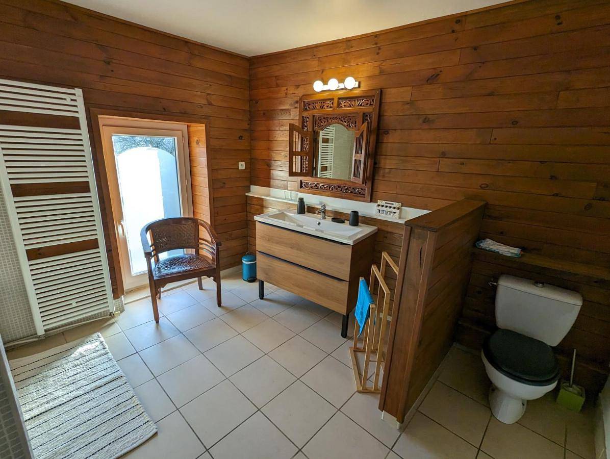 Appartement entier, Two-Bedroom Apartment in Beaumont (Vienne), Vienne (France)