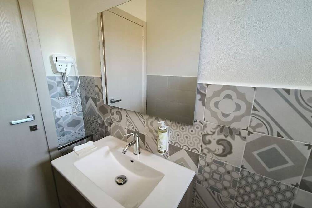 Apartamento entero, Le Calette Residence. Apartment 5 in Lampedusa Cuidad, Islas Pelagias