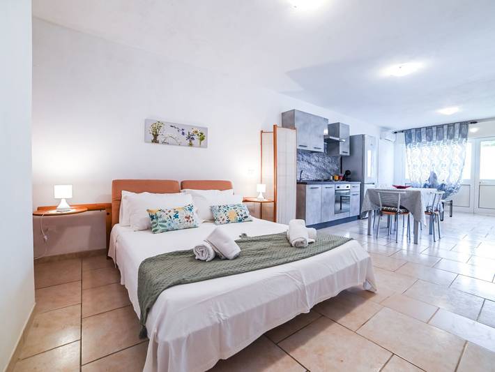 Location de vacances pour 8 personnes, avec jardin à San Vito dei Normanni - 2