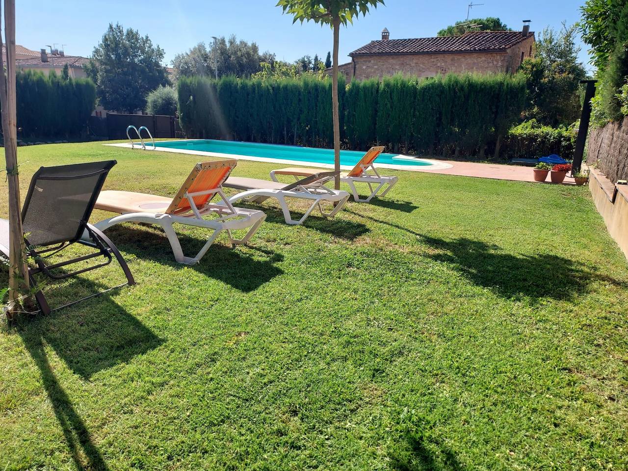Costabravapartment Casa Ana con piscina, 15 mins a las playas Costa Brava in Camallera, Saus