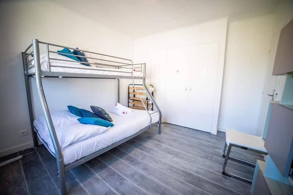 Entire apartment, Villa Cosyfamily-Pool-15Minplage-Wifi-Family in Pérols, Côte d'Améthyste
