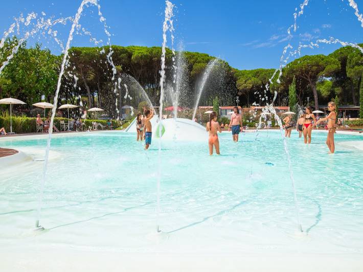 Wohnwagen für 4 Personen, mit Pool, mit Haustier in Cesenatico - 3