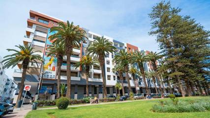Gîte pour 4 personnes, avec balcon ainsi que jardin et vue à Mohammédia