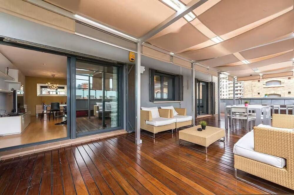 Apartamento entero, Excellent Location 3 Rooms Est. Min. 31 Noches in Badalona, Barcelonés