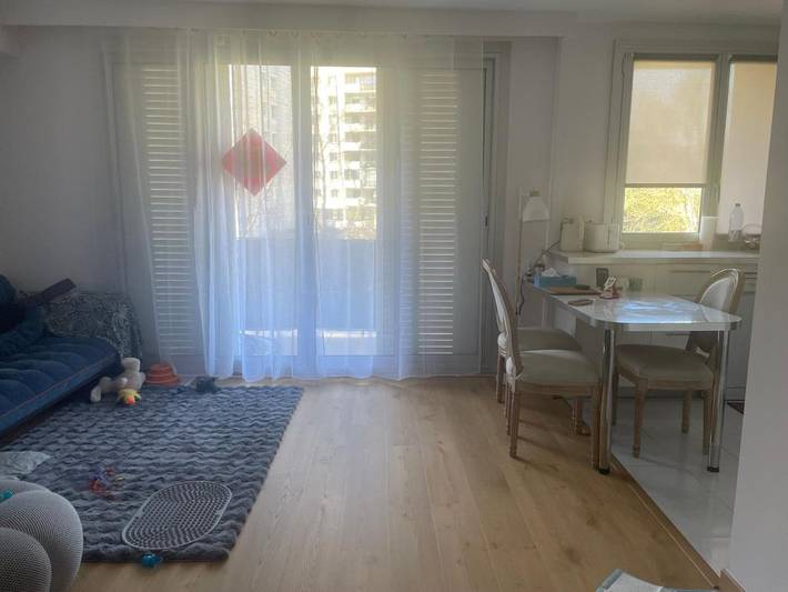 Gîte pour 4 personnes, avec balcon et jacuzzi à Saint-Cloud