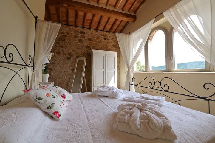 Mulino della Solaia, Arceno Rentals Club, Villa di lusso in Toscana, piscina, wifi in Monticiano, Siena e dintorni