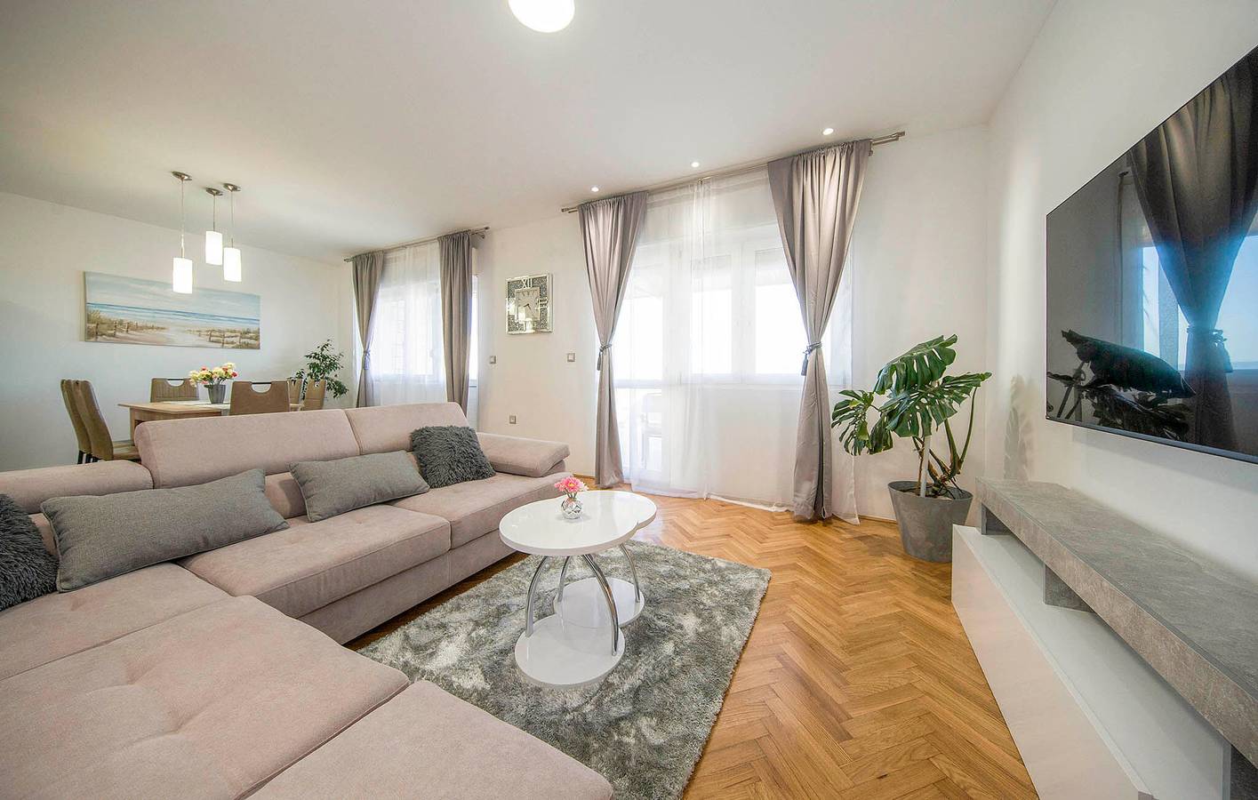 Cały apartament wypoczynkowy, Apartament wakacyjny dla 4 osób z ogród in Omiš, Żupania splicko-dalmatyńska