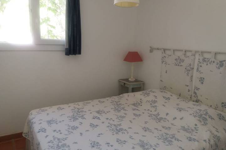 Gîte pour 4 personnes, avec jardin et terrasse, animaux acceptés à Rayol-Canadel-sur-Mer - 2