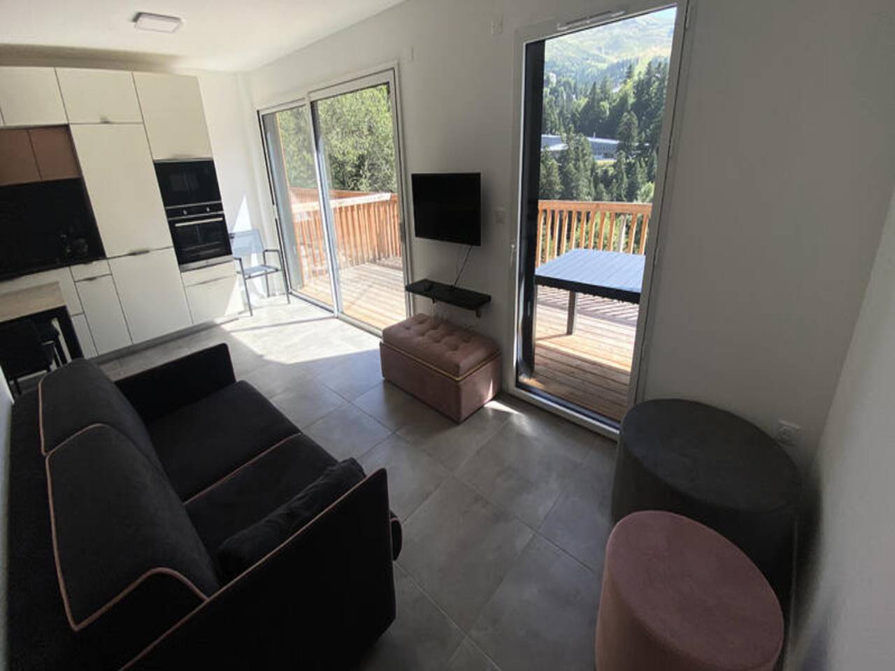 Appartement entier, Maison de vacances à Font d'Alagnon près des pistes in Le Lioran, Laveissière