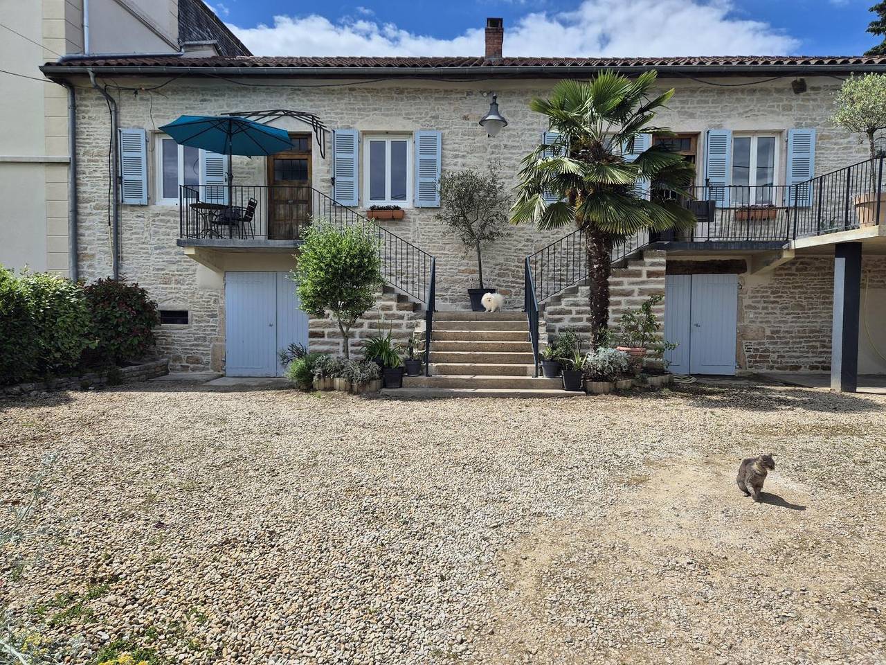 Gîte voor 5 personen met tuin in Montbellet, Mâcon en omgeving