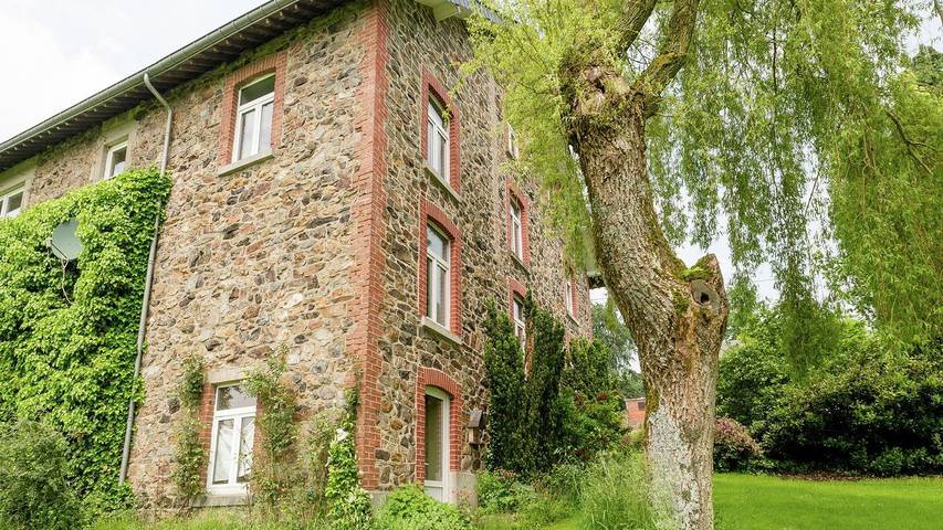 Location de vacances pour 5 personnes, avec jardin à Trois-Ponts - 2