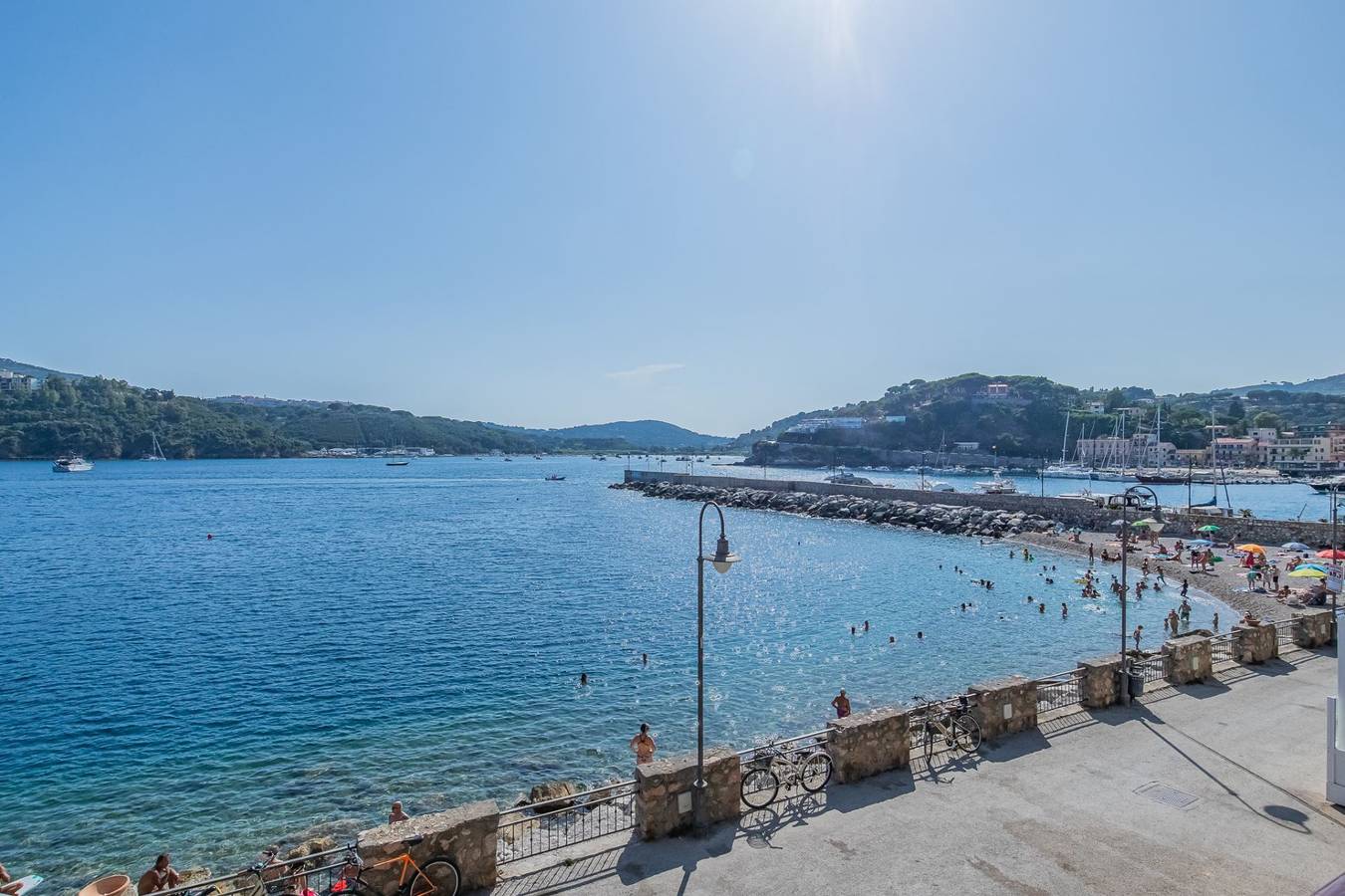 Ferienhaus für 4 Personen mit Terrasse in Porto Azzurro, Elba
