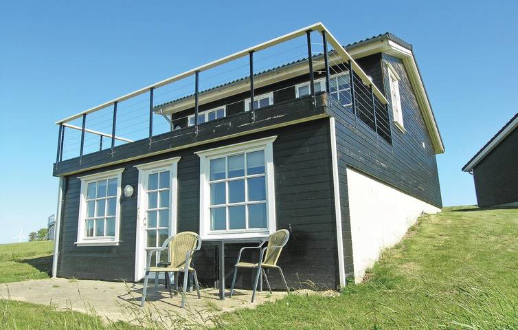 Ferienhaus für 6 Personen, mit Terrasse und Whirlpool in Bagenkop