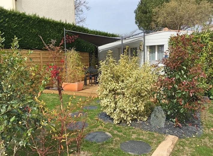 Gîte pour 2 personnes, avec jardin et terrasse
