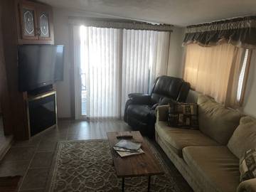 Cottage for 4 Guests in Canadian Rocky Mountains, Alberta, Picture 2