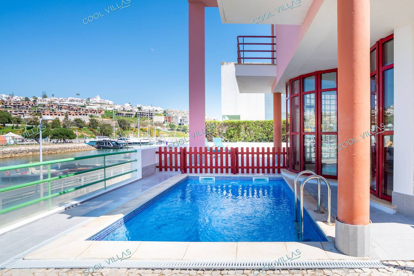 Villa Acquamarina - waterfront 5 bedr villa in Albufeira, Faro District