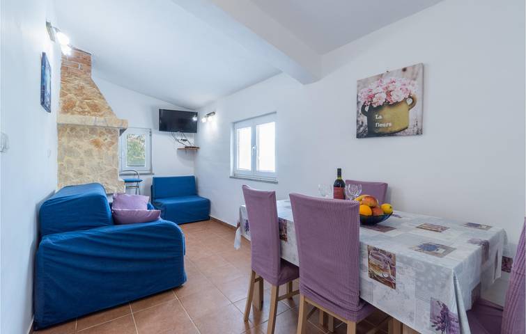 Ferienwohnung für 3 Personen, mit Terrasse in Pula - 2