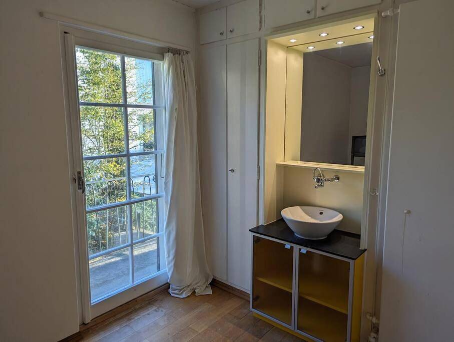 Charming house with a lake view in Luzern, Vierwaldstättersee