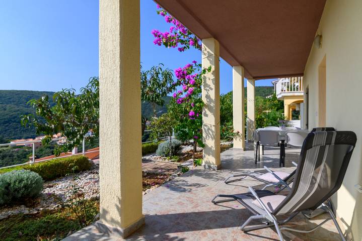 Ferienwohnung für 4 Personen, mit Balkon/Terrasse in Labin-Rabac