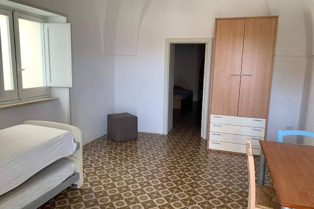 Entire apartment, Palazzo De Donno n01 in Santa Cesarea Terme, Salento