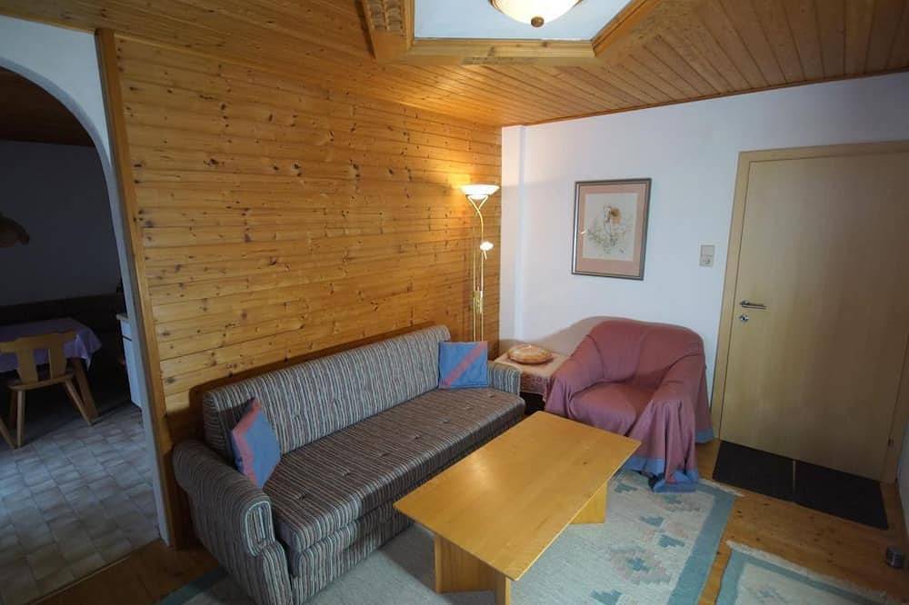 Entire apartment, Haus Hildegard - Apartment / 2 bedrooms / shower, Wc in Mühlbach am Hochkönig, Ski Amadé