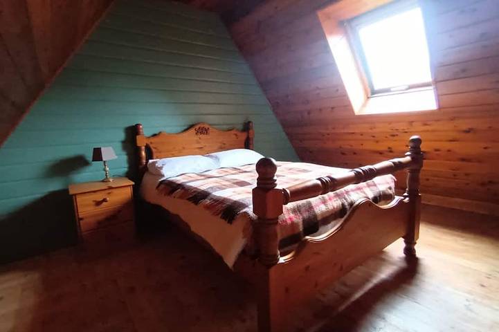 Gîte pour 5 personnes, avec jardin à Belle-Isle-en-Terre - 3