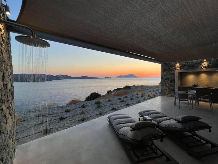 Gîte pour 2 personnes, avec vue et jardin dans Milos - 4