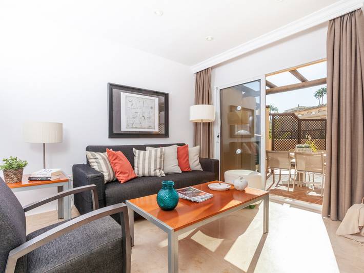 Gîte pour 5 personnes, avec Terrasse ainsi que Bassin pour enfant et Piscine à Torremolinos