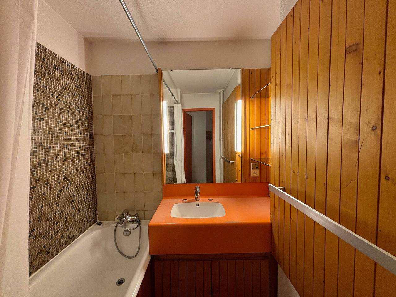 Estudio entero, Estudio para 4 personas con acceso directo a pistas en el corazón de Les Menuires in Les Menuires, Saint-Martin-de-Belleville