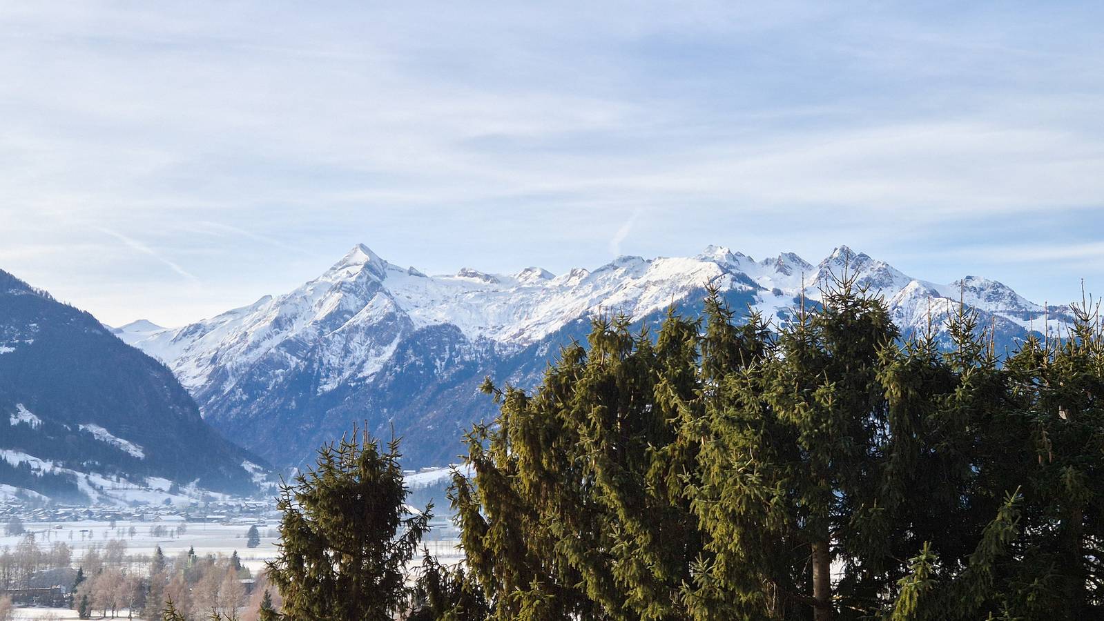 Hel leilighet, Penthouse Forsterhaus - glacier view in Zell am See, Kitzbühleralpane