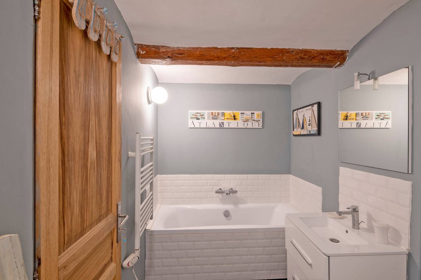 Le Cœur de Garrigues - Piscine Privée in Garrigues-Sainte-Eulalie, Région de Nîmes