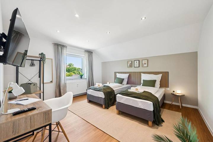 Ferienwohnung für 5 Personen, mit Terrasse und Garten in Langenau