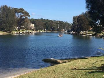 Holiday Home for 6 People in Sussex Inlet, New South Wales, Photo 3